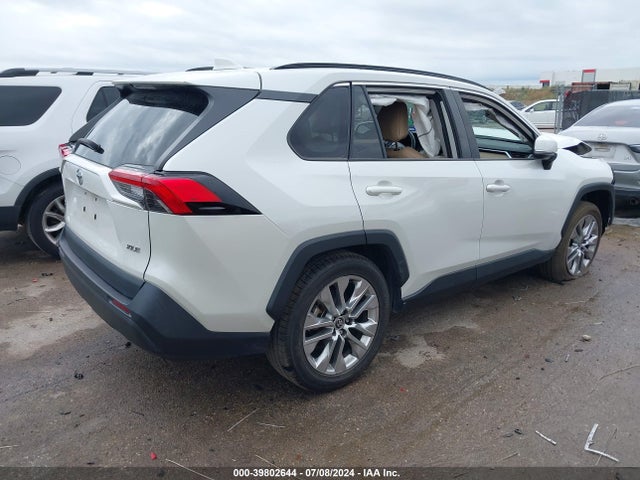Toyota Rav4 Xle Premium 2021 2T3C1RFV5MW155145 Image 4