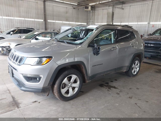 3C4NJDBBXKT630154 Jeep Compass Latitude 4x4