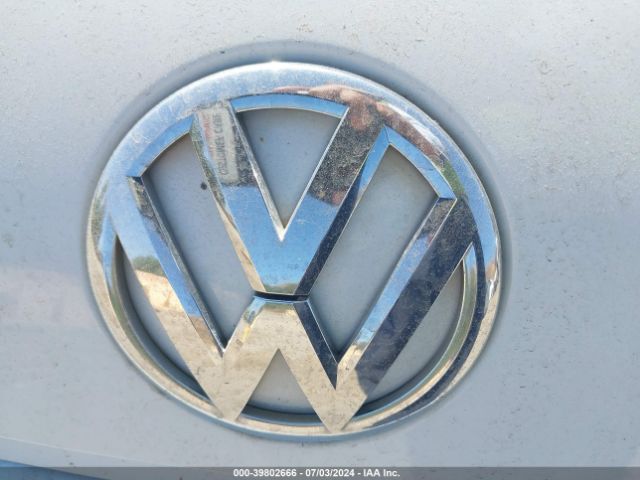 3VW517AT3EM815122 Volkswagen Beetle 1.8t