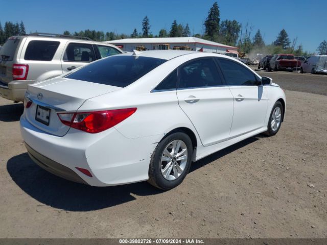5NPEB4AC3EH835911 Hyundai SONATA GLS