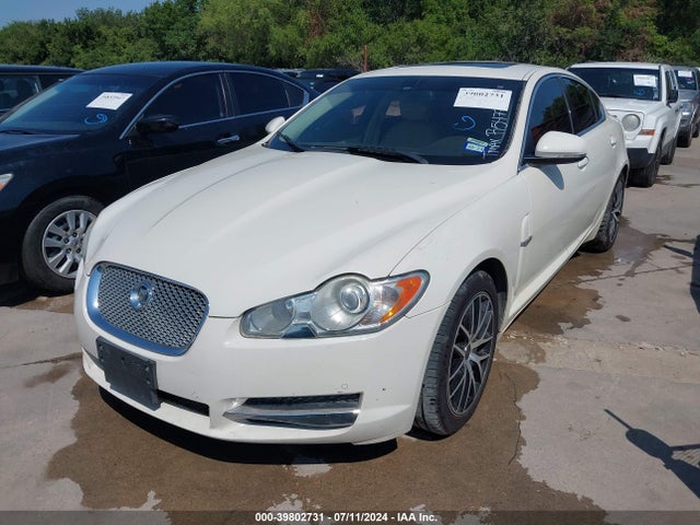 2010 JAGUAR XF SAJWA0FA3AHR54771 Photo 1