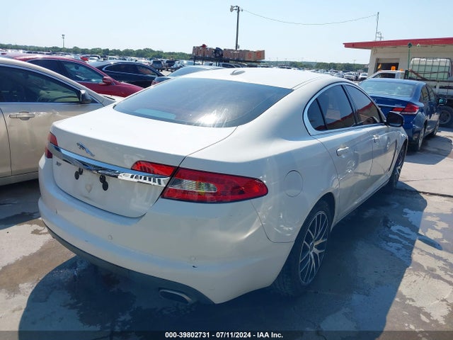 2010 JAGUAR XF SAJWA0FA3AHR54771 Photo 3