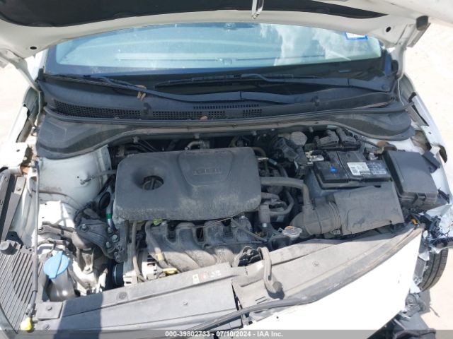 3KPC24A3XJE020885 Hyundai ACCENT SE