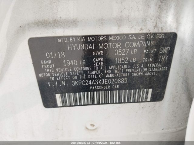 3KPC24A3XJE020885 Hyundai ACCENT SE