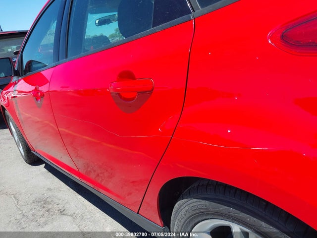 Ford FOCUS SE 2014 1FADP3K24EL400099 Image 6