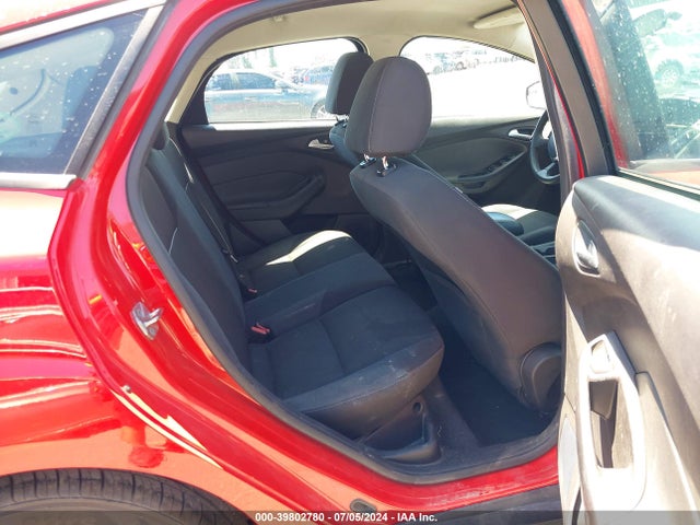 Ford FOCUS SE 2014 1FADP3K24EL400099 Image 8