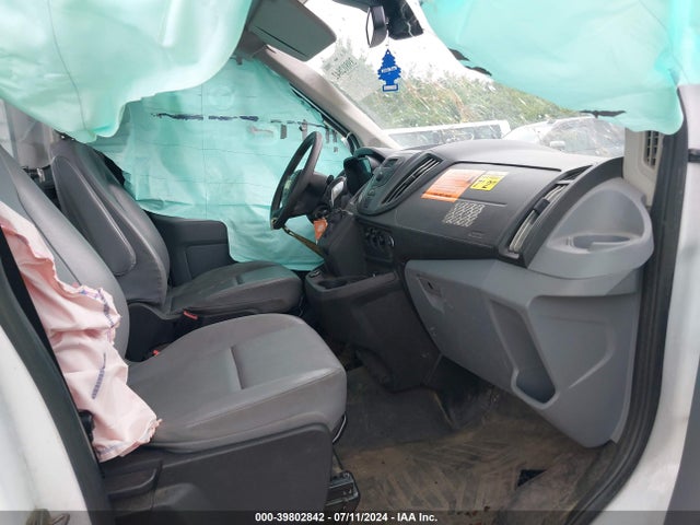 1FDYR5ZM1JKA92653 Ford Transit-250 Cab