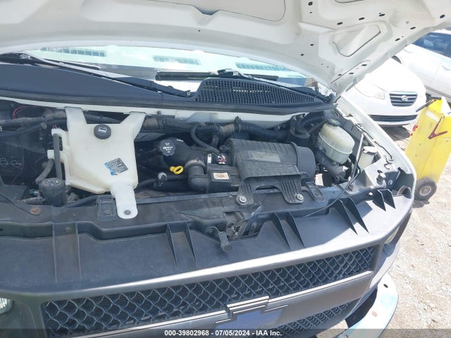 Chevrolet Express 2500 Work Van 2014 1GCWGFCAXE1914917 Image 10
