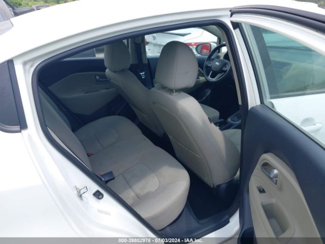KNADM4A31F6432847 KIA RIO LX