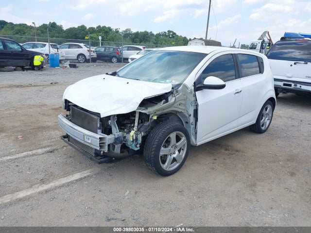 Chevrolet Sonic Ltz Auto 2015 1G1JE6SB2F4167607 Image 2