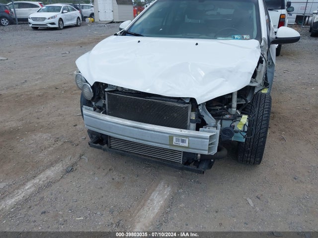 Chevrolet Sonic Ltz Auto 2015 1G1JE6SB2F4167607 Image 6
