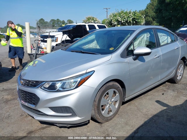 Chevrolet Cruze Ls Auto 2018 1G1BC5SM5J7224881 Image 2