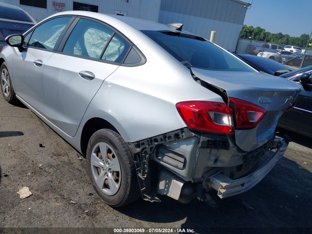 Chevrolet Cruze Ls Auto 2018 1G1BC5SM5J7224881 Image 3
