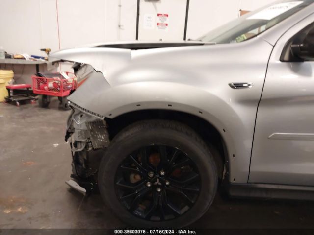 JA4AR3AU1JZ029981 Mitsubishi Outlander Sport 2.0 Le