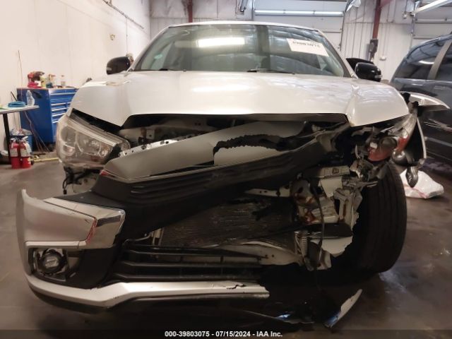 JA4AR3AU1JZ029981 Mitsubishi Outlander Sport 2.0 Le