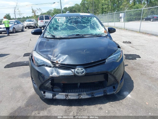 Toyota COROLLA LE 2018 5YFBURHE5JP741432 Image 12