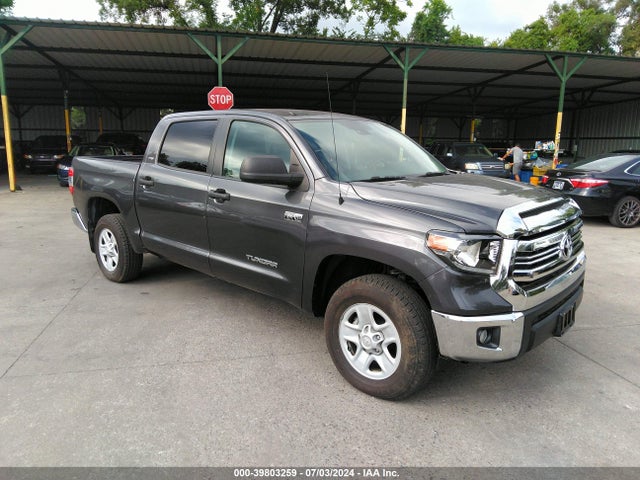 Toyota Tundra Sr5 5.7l V8 2018 5TFDW5F16JX743400 zdjęcie główne