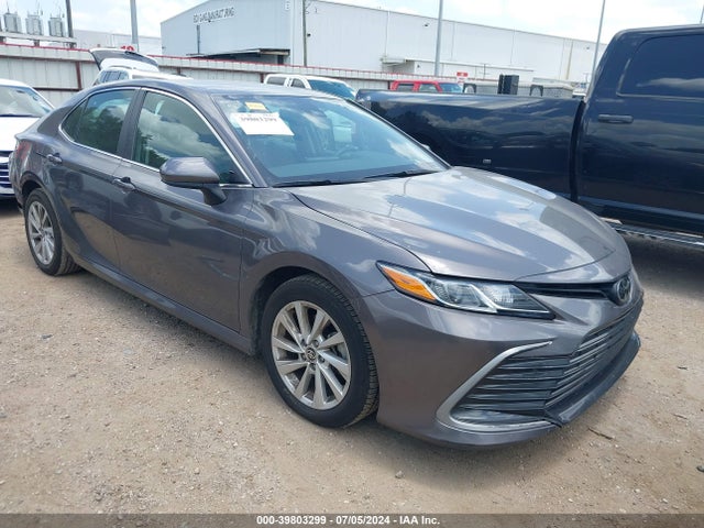 Toyota CAMRY LE 2023 4T1C11AK8PU749367 головне зображення