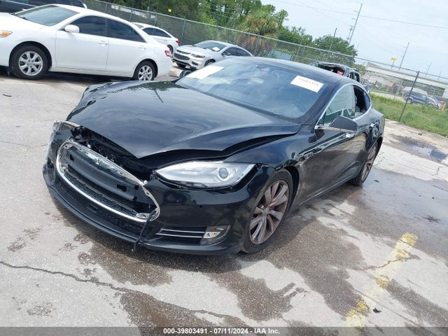 Tesla Model S 90d/p100d/p85d/p90d 2016 5YJSA1E49GF124996 Image 2