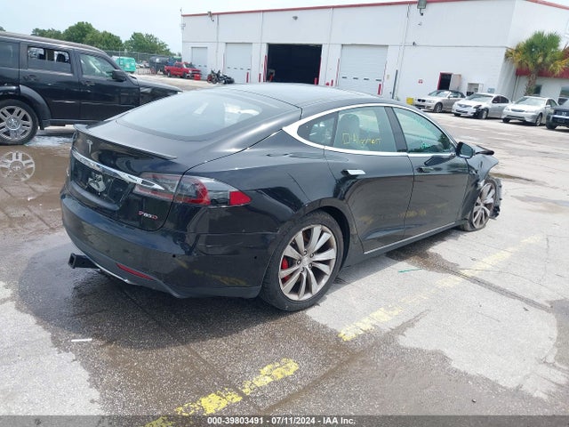 Tesla Model S 90d/p100d/p85d/p90d 2016 5YJSA1E49GF124996 Image 4
