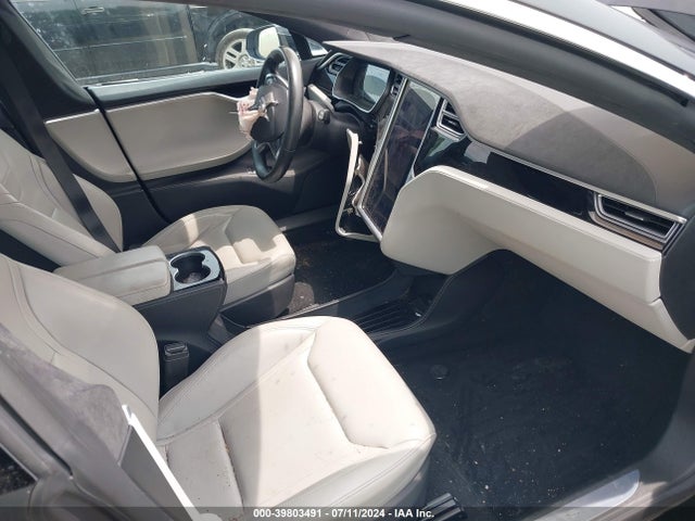 Tesla Model S 90d/p100d/p85d/p90d 2016 5YJSA1E49GF124996 Image 5
