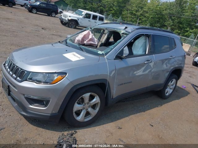 3C4NJDBB3KT593898 Jeep Compass Latitude 4x4
