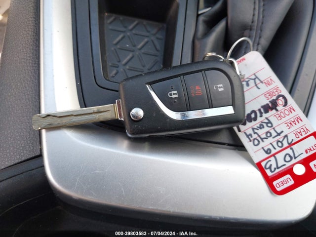 Toyota RAV4 LE 2019 JTMH1RFV5KD038746 Image 11