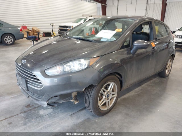 Ford FIESTA SE 2018 3FADP4EJ5JM122427 Image 2