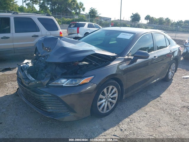 Toyota CAMRY LE 2019 4T1B11HK4KU725416 Image 2