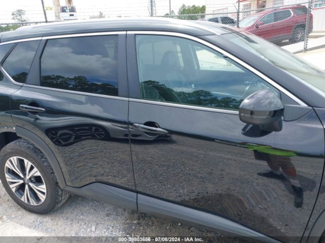 5N1BT3BA7NC683310 Nissan Rogue Sv Fwd