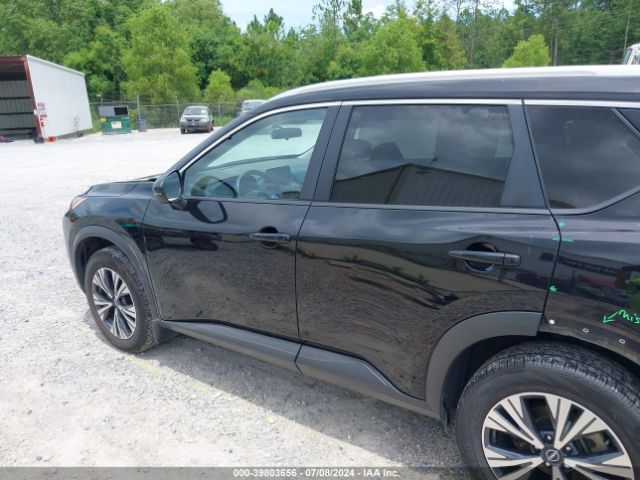 5N1BT3BA7NC683310 Nissan Rogue Sv Fwd