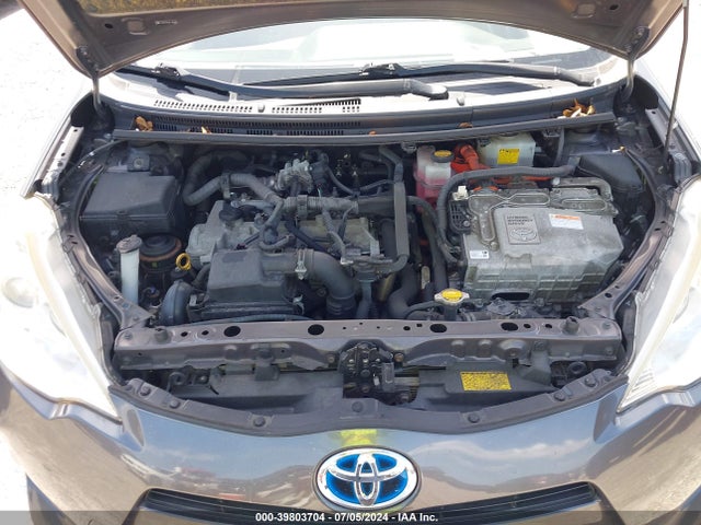 Toyota Prius C Two 2014 JTDKDTB32E1085480 Image 10