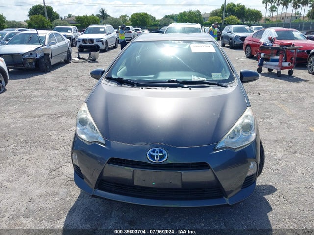 Toyota Prius C Two 2014 JTDKDTB32E1085480 Image 12