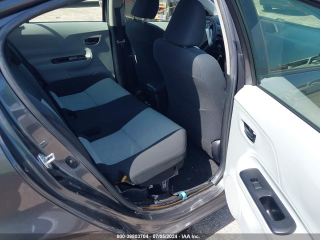 Toyota Prius C Two 2014 JTDKDTB32E1085480 Image 8