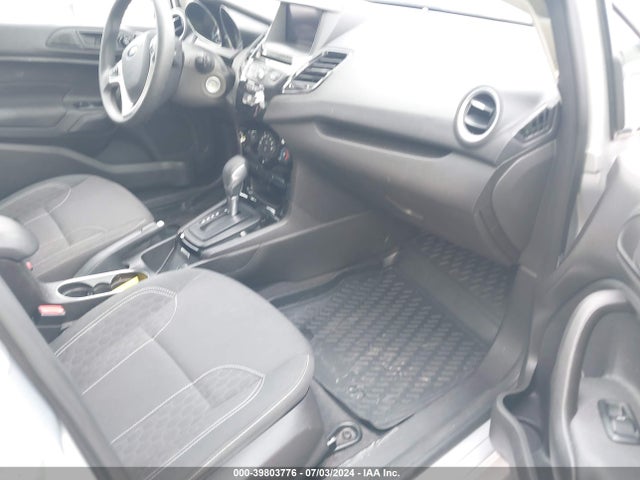 Ford FIESTA SE 2019 3FADP4EJXKM123350 Image 5