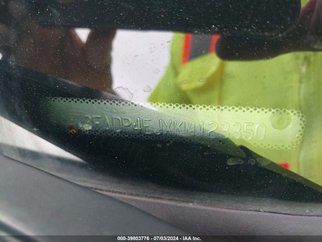 Ford FIESTA SE 2019 3FADP4EJXKM123350 Image 9