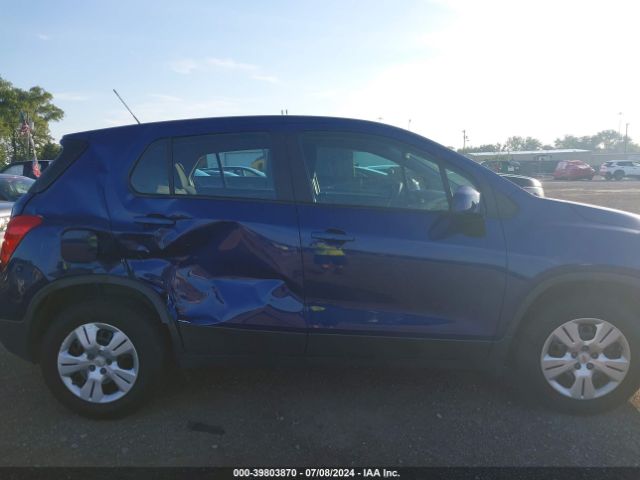 3GNCJKSB5HL171384 Chevrolet TRAX LS