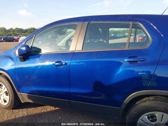 3GNCJKSB5HL171384 Chevrolet TRAX LS