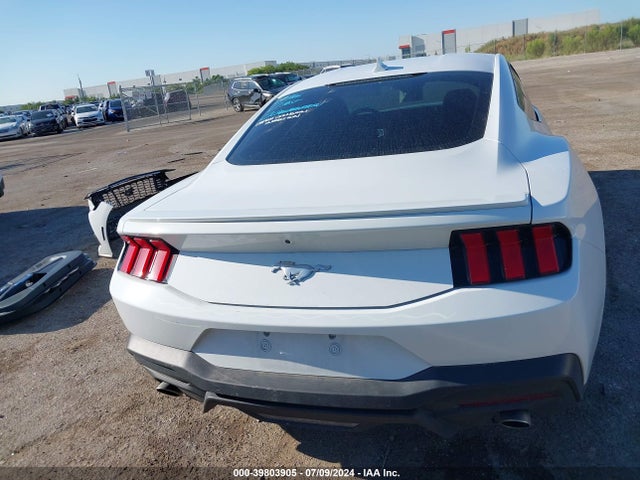 Ford Mustang Ecoboost Premium Fastback 2024 1FA6P8TH2R5105120 Image 17