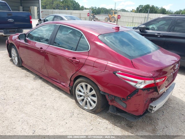 Toyota CAMRY LE 2020 4T1C11AKXLU388833 Image 3
