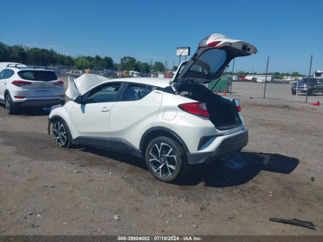 NMTKHMBX2JR051998 Toyota C-HR XLE