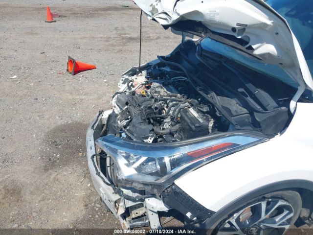 NMTKHMBX2JR051998 Toyota C-HR XLE