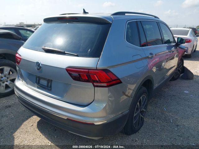 3VV3B7AX5LM073220 Volkswagen Tiguan