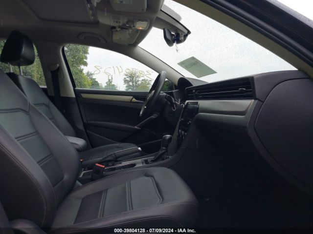 1VWSA7A33MC001944 Volkswagen Passat 2.0t Se