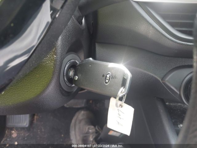 3KPF24AD2ME268834 KIA Forte Lxs