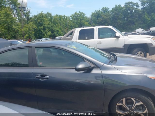 3KPF24AD2ME268834 KIA Forte Lxs