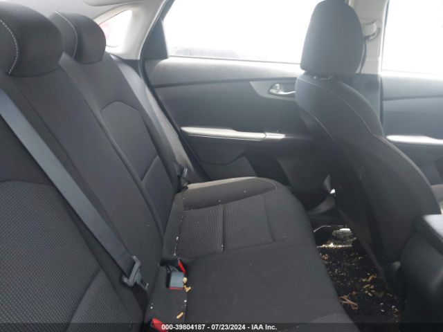 3KPF24AD2ME268834 KIA Forte Lxs