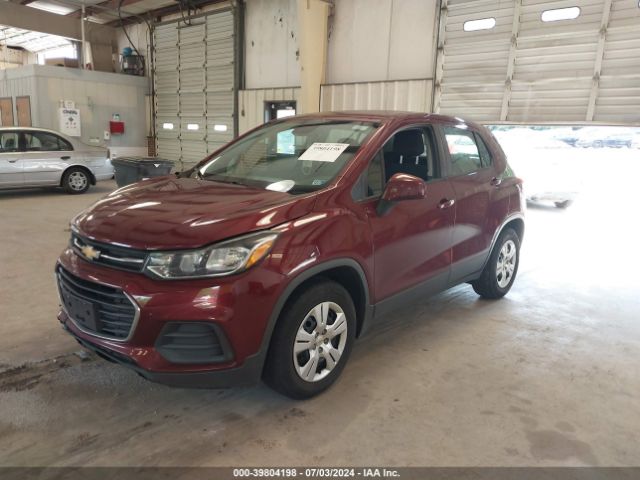 3GNCJKSB6HL265208 Chevrolet TRAX LS