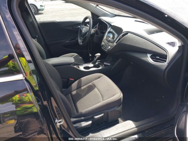 1G1ZB5ST1NF209105 Chevrolet Malibu Fwd Ls