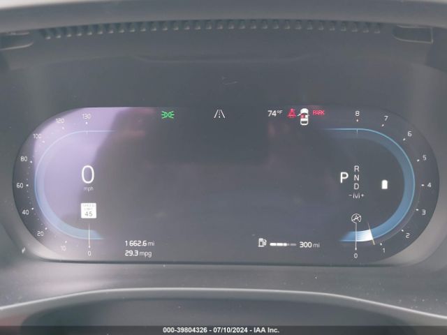 YV4L12UE9P2048023 Volvo Xc40 B5 Plus Bright Theme